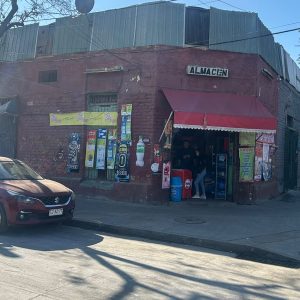 Local comercial esquina en venta – Franklin 617, Santiago